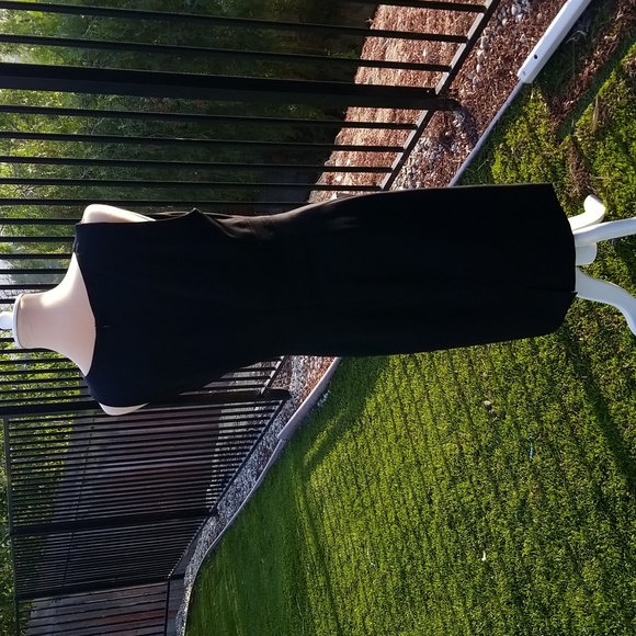 Georgiou Studio Dress - Picture 4 of 11